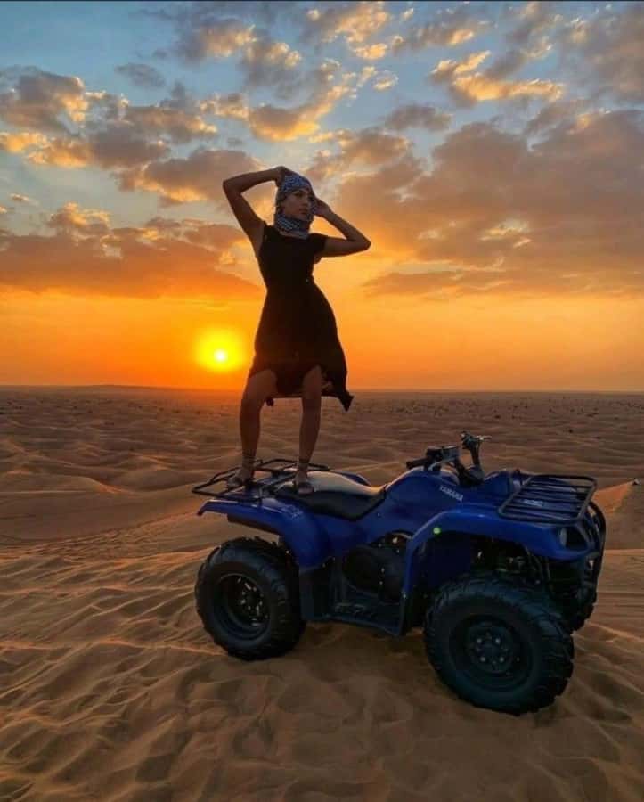 Marrakech: Agafay Desert Quad Biking with Dinner & Show - Why Agafay works for a desert evening