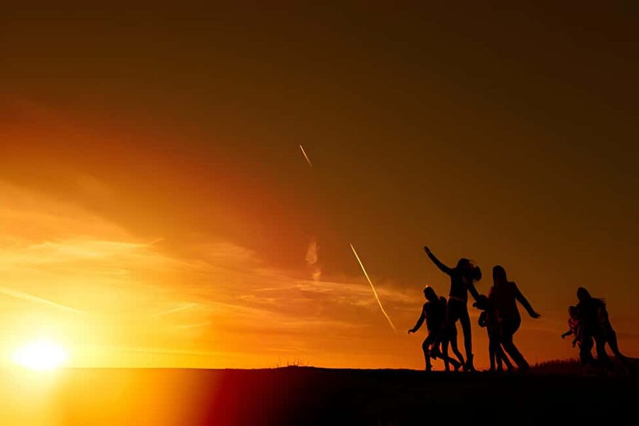 Marrakech: Agafay Desert Sunset, Camel Ride, Dinner and Show - The guides make the low price work