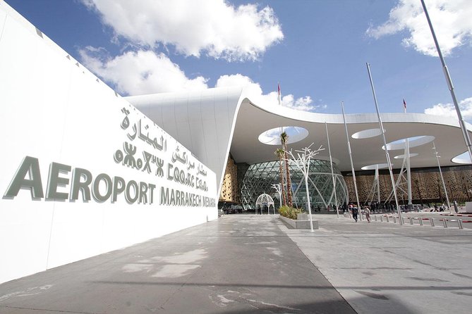 Marrakech Airport Transfer ( private ride) - Arriving at Menara Airport with a driver waiting