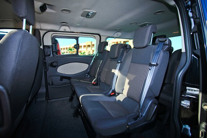 Marrakech Airport Transfer ( private ride) - Safety and punctuality deserve a close look