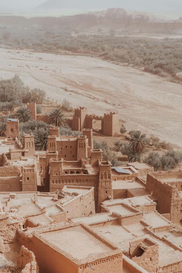 Marrakech: Ait Benhaddou, Ouarzazate, Guided Day Trip - Walking through Ait Benhaddou