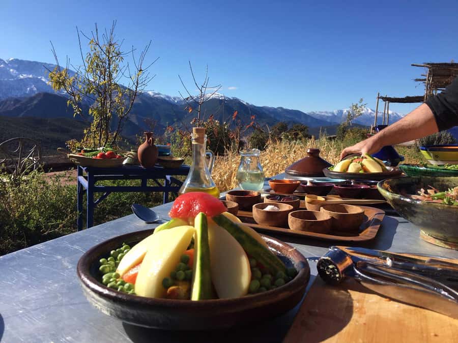 Marrakech: Atlas Mountains Cooking Class with Berber Family - Walking into a Berber family home