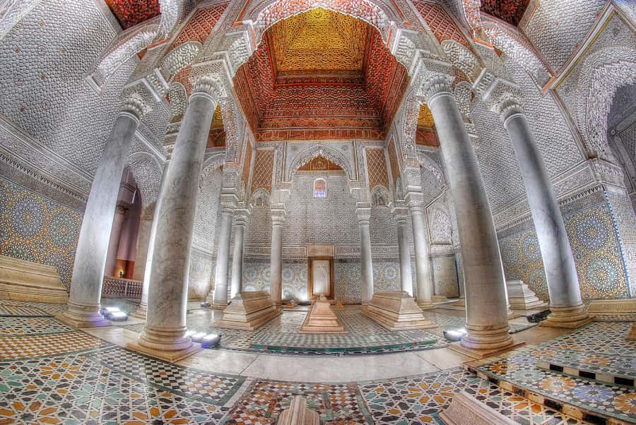 Marrakech: Bahia Palace, Saadian Tombs & Medina Guided Tour - Key points before you book
