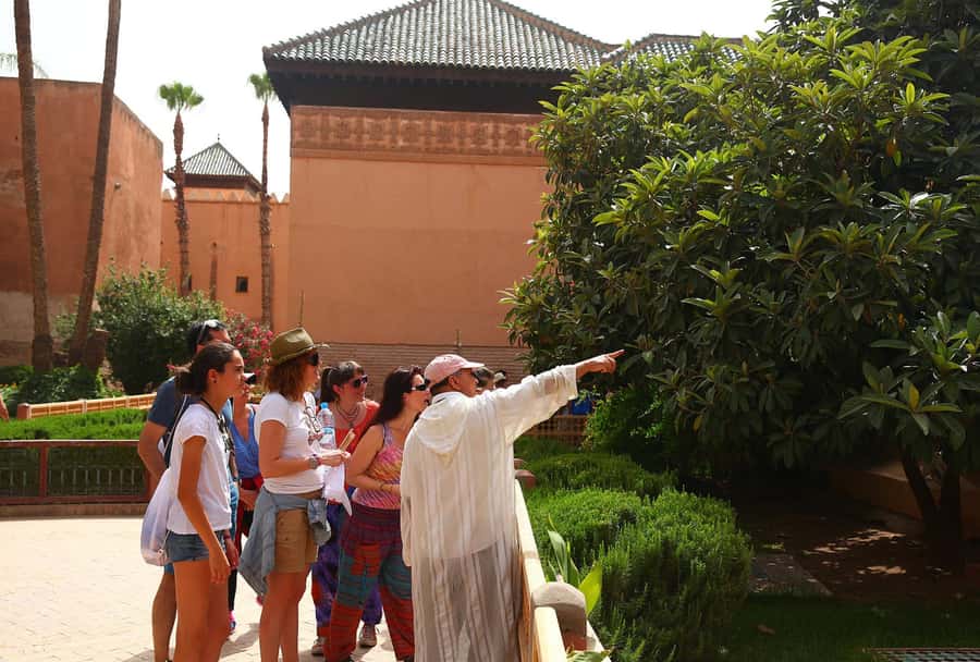 Marrakech: Bahia Palace, Saadian Tombs & Medina Guided Tour - Seeing Koutoubia Mosque from outside