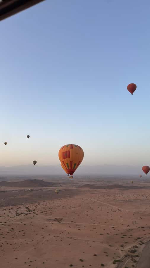 Marrakech: Balloon Flight with Berber Breakfast & Camel Ride - What the one-hour flight gives you