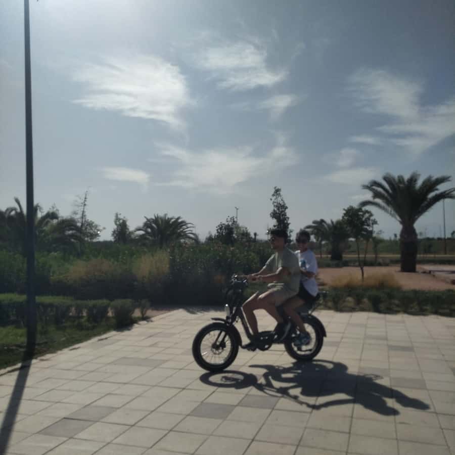 Marrakech: Bicycle Tour with a Local Guide - What The Guides Add To The Morning