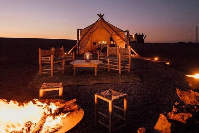 Marrakech: Camels & Quads on Sunset and Luxury Dinner with Show - Traditional clothing and Moroccan welcome