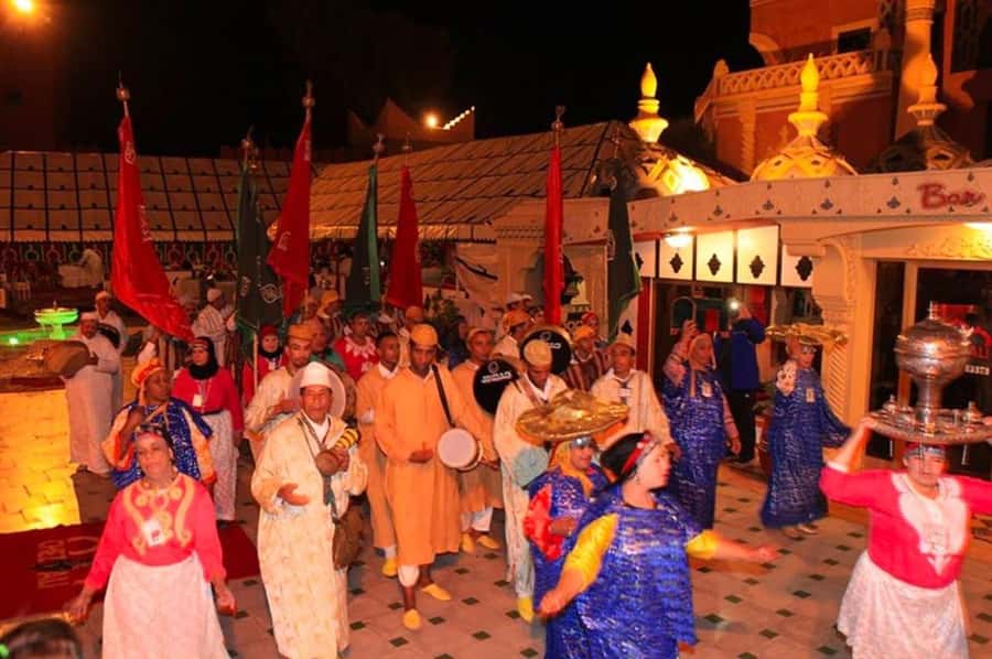 Marrakech: Chez Ali Fantasia Folklore Show & Moroccan Dinner - Pickup from Marrakech and the timing details