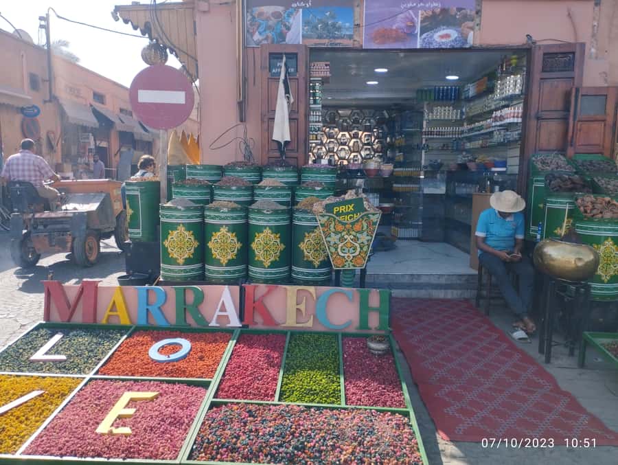 Marrakech City Tour: Souks, Palaces & Hidden Gems - Who should choose this Marrakech walk?