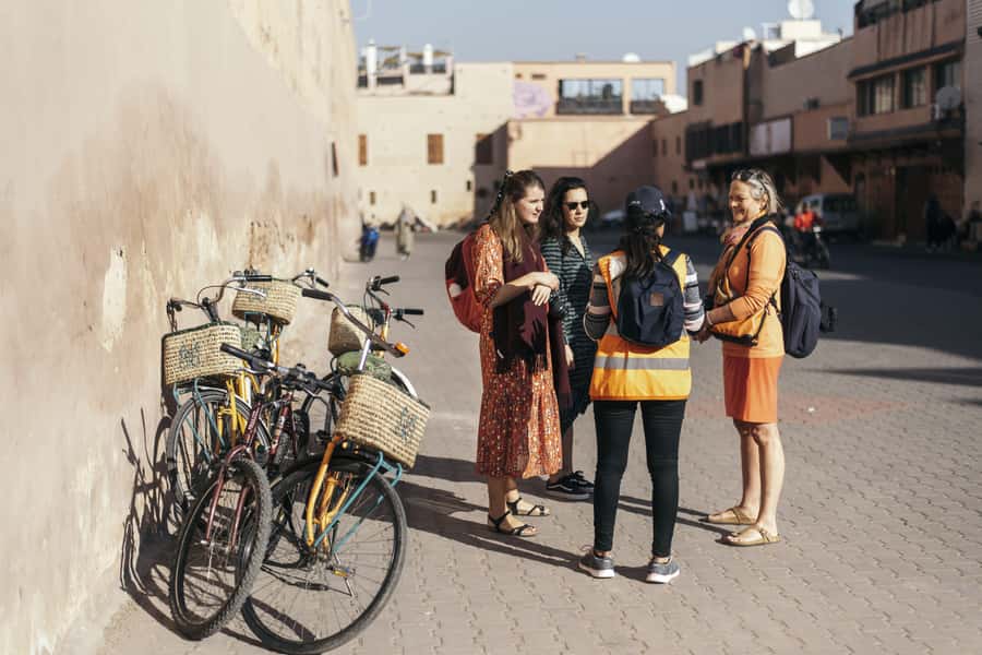 Marrakech: Cultural Bicycle Tour with Pastry and Tea - Zellige tiles, patient hands, and palace decoration