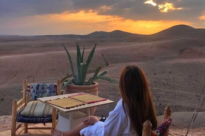 Marrakech Desert Tour & Sunset Camel Ride with Dinner Show - Guides, drivers, and group size