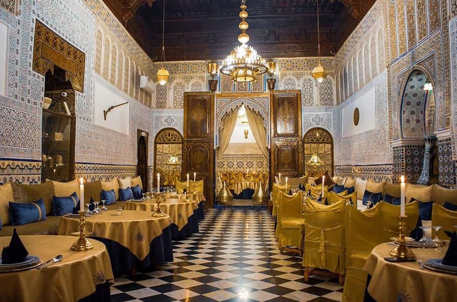 Marrakech: Dinner Show at Dar Essalam Restaurant - Choosing between the two Moroccan menus