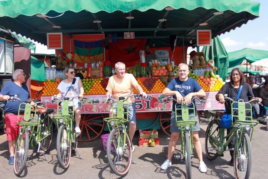 Marrakech : Electric Bicycle City Tour - Menara Gardens and the olive groves