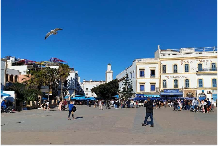 Marrakech: Essaouira Day Trip with Guided Tour - A beach walk and optional rides