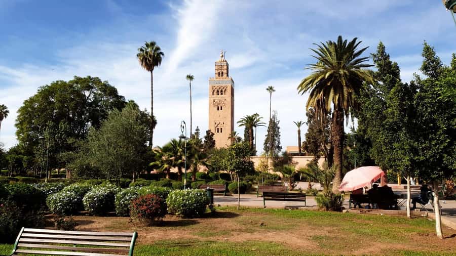 Marrakech: Guided Medina History & Culture Tour - Working crafts in the old souks