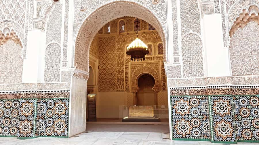 Marrakech: Guided Medina History & Culture Tour - Ending at Jemaa el-Fnaa