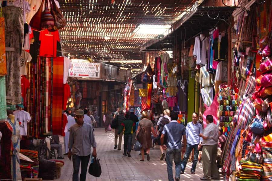 Marrakech: Historical Discovery Tour - Timing, clothing, and small practical tips