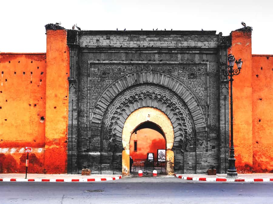 Marrakech: Horse-Drawn Carriage Tour - The 12th-century ramparts and Medina gates