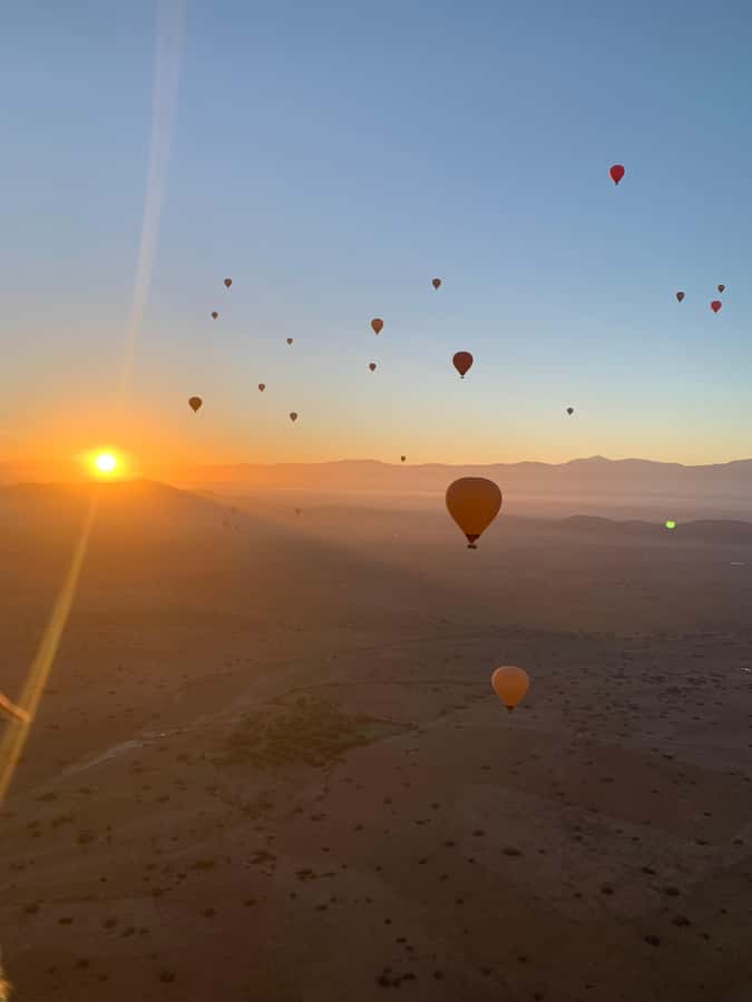 Marrakech: Hot Air Balloon Flight with Berber Breakfast - Coffee, cake, and the balloon launch site