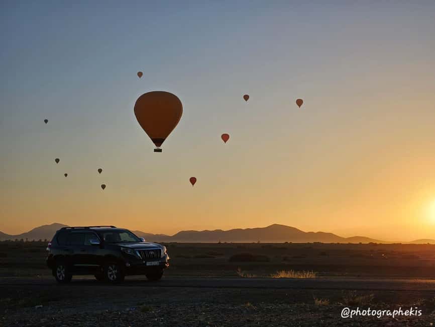 Marrakech: hot-air balloon flight with view of the Atlas Mountains and Berber breakfast - A very early start outside Marrakech