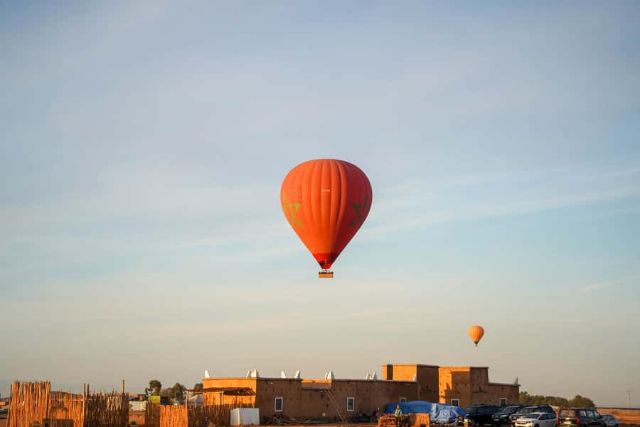Marrakech: Hot Air Balloon Ride with Breakfast & Transfer - Who should book this experience?