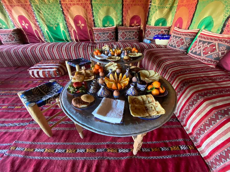 Marrakech: Hot Air Balloon Ride with Traditional Breakfast - Tea, pastries, and the balloon inflation