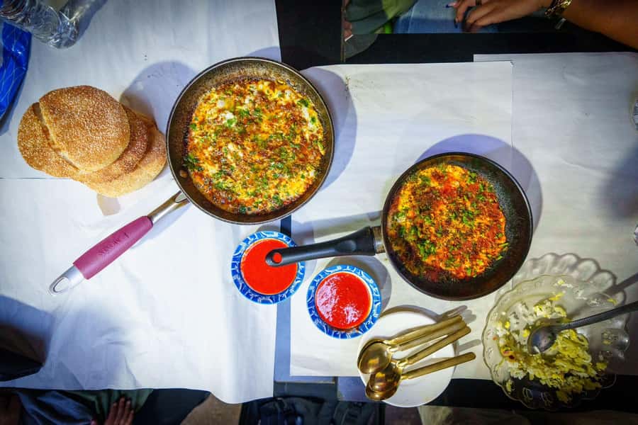 Marrakech: Local Food Tasting Tour with a Guide - Makkla bel Kefta and Moroccan doughnuts