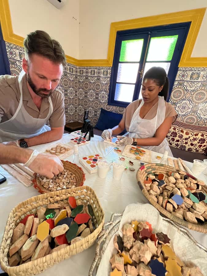 Marrakech: Make Your Own Moroccan Zellige Mosaic Masterpiece - The welcome: tea, pastries, and a short introduction