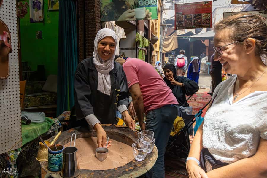 Marrakech: Medina, Souks, Artisans Guided Tour with Mint Tea - At a Glance: What Makes This Walk Worthwhile