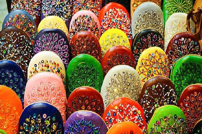 Marrakech: Medina Souks Guided Walking Tour - What the guides add to the experience