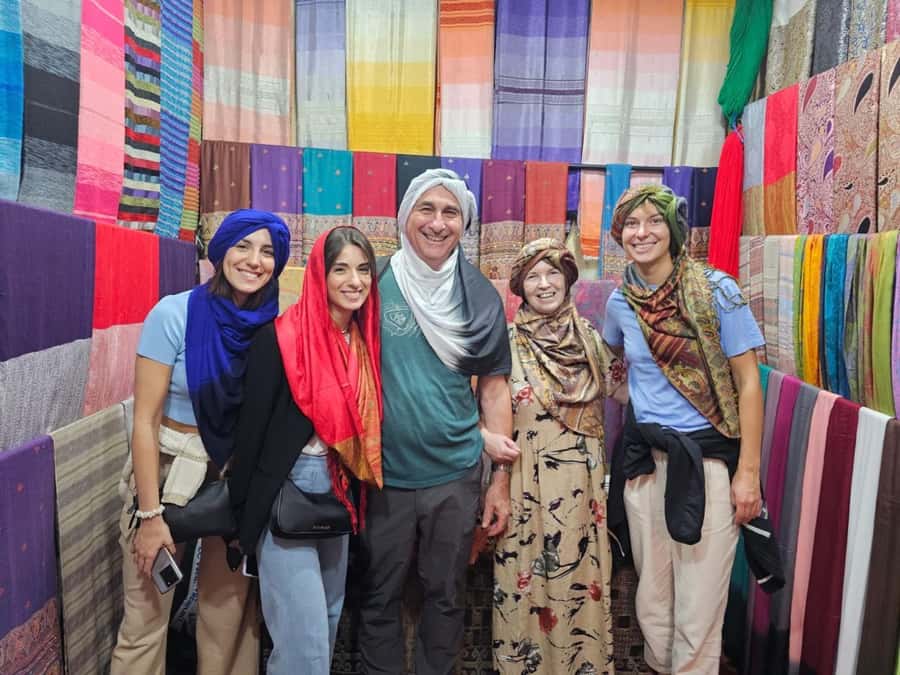 Marrakech: Medina Souks, Hidden Markets and Shopping Tour - Starting at Jemaa el Fnaa