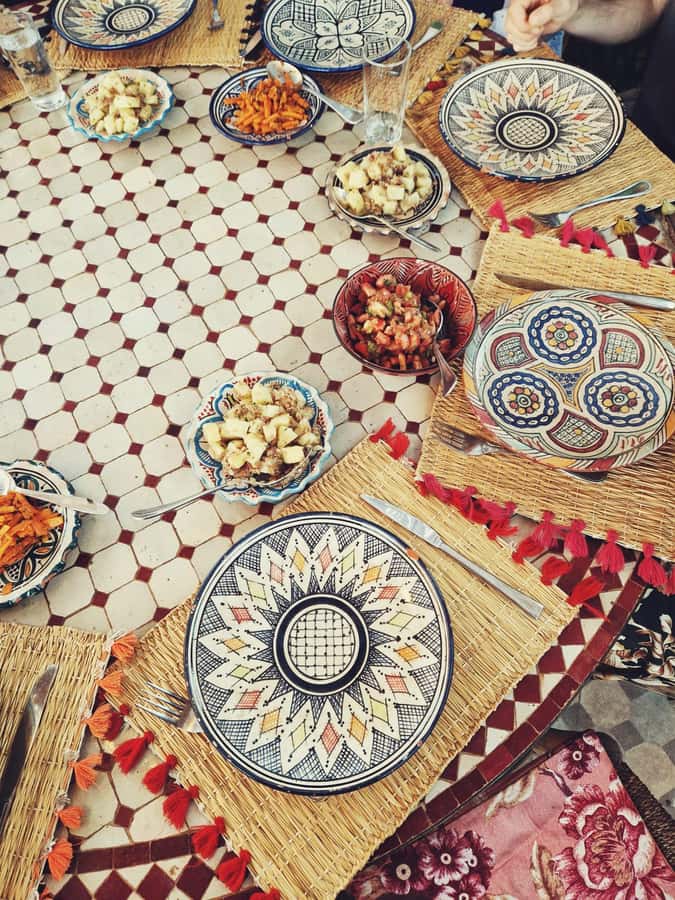 Marrakech: Moroccan Cooking Class for vegetarians and vegan - Preparing salads, briwat, and a main dish
