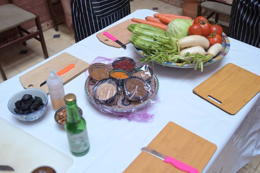 Marrakech: Moroccan Cooking Class for vegetarians and vegan - Meeting beside Andalusia Restaurant