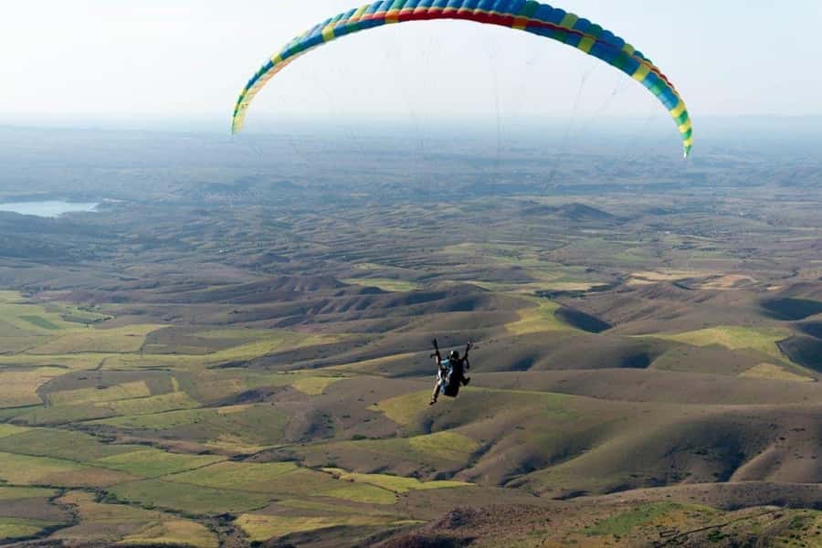 Marrakech: Paragliding over Agafay Desert & Atlas Mnt Views - What the tandem flight feels like