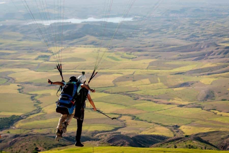 Marrakech: Paragliding over Agafay Desert & Atlas Mnt Views - Safety, fitness, and what to wear