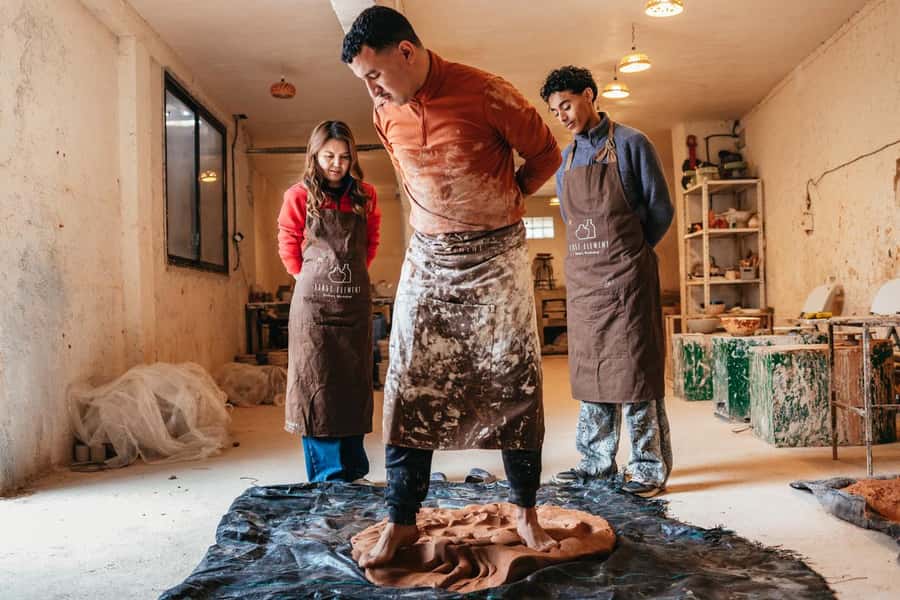 Marrakech: Pottery Workshop - Seeing how Moroccan clay becomes pottery