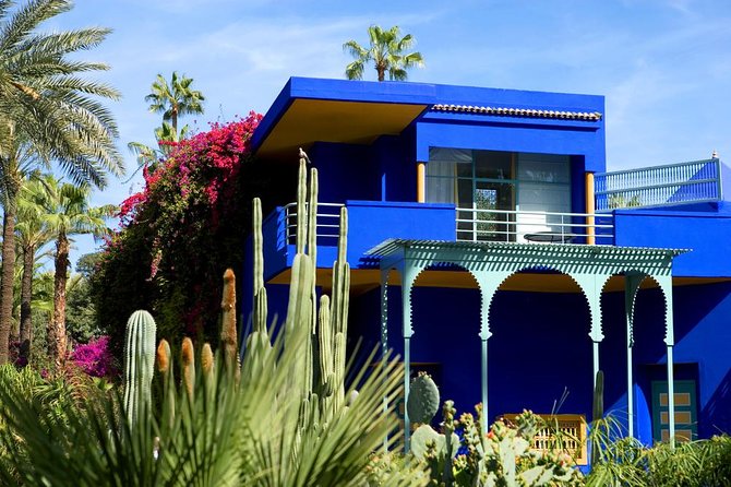 Marrakech: Private Guided Half-Day City Tour - Picking Driver-Only or Fully Guided