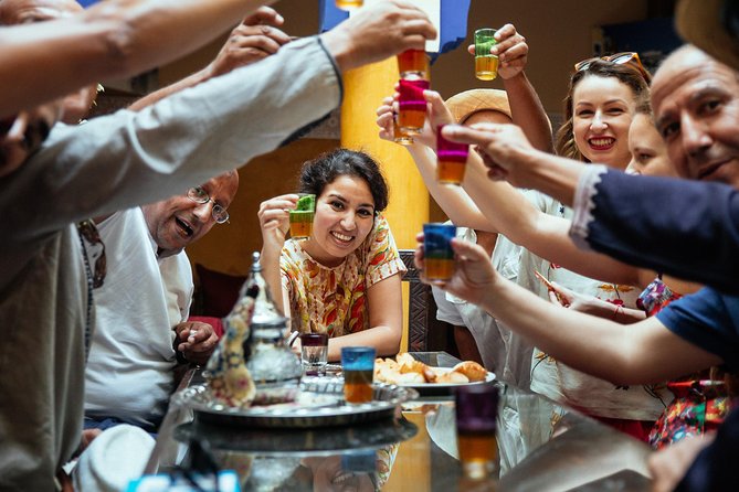 Marrakech PRIVATE TOUR With Locals: Highlights & Hidden Gems - The guides make or break the experience