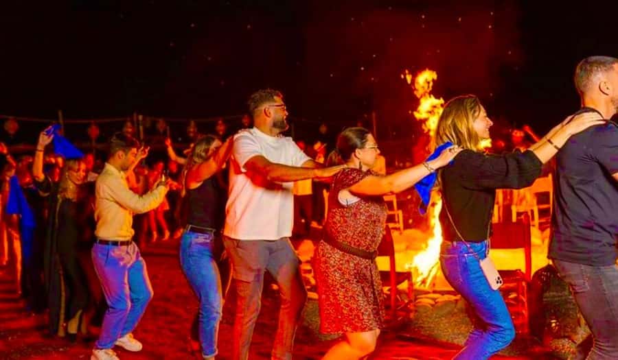 Marrakech: Quad Bike and Camel, Dinner Show in Agafay Desert - A desert camp with tea, sweets, and room to settle