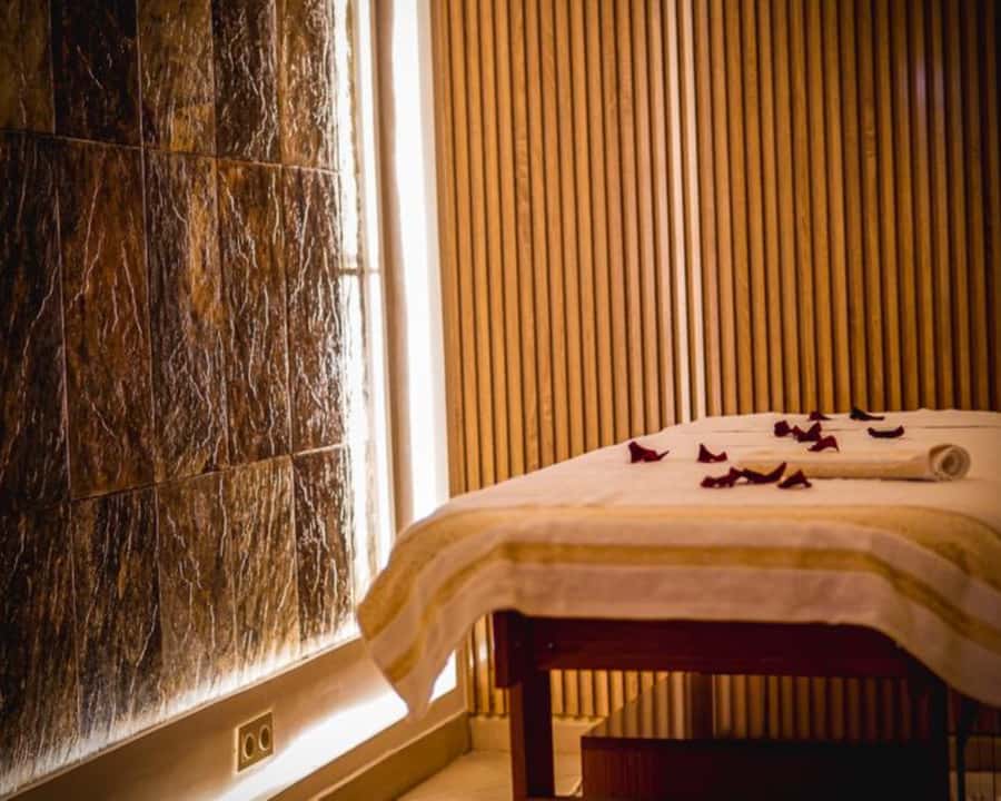 Marrakech: Romantic Spa Experience with Dinner - A five-hour evening from door to door
