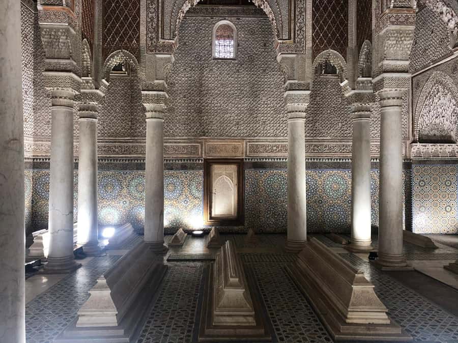 Marrakech: Saadian Tombs, Bahia Palace, Medina and Souk Tour - What $21 really buys you