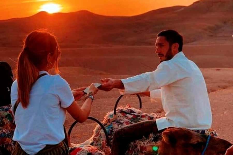 Marrakech: Sunrise Desert Tour with Camel Ride and Breakfast - Blue robes, camels, and the first light
