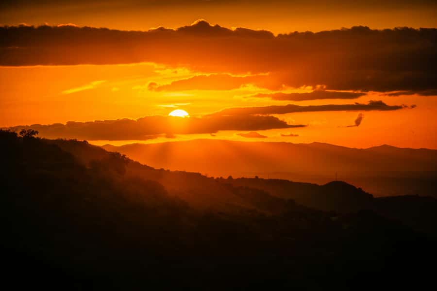 Marrakech: Sunrise Hike in the Atlas Mountains w/ Breakfast - Leaving Marrakech before sunrise