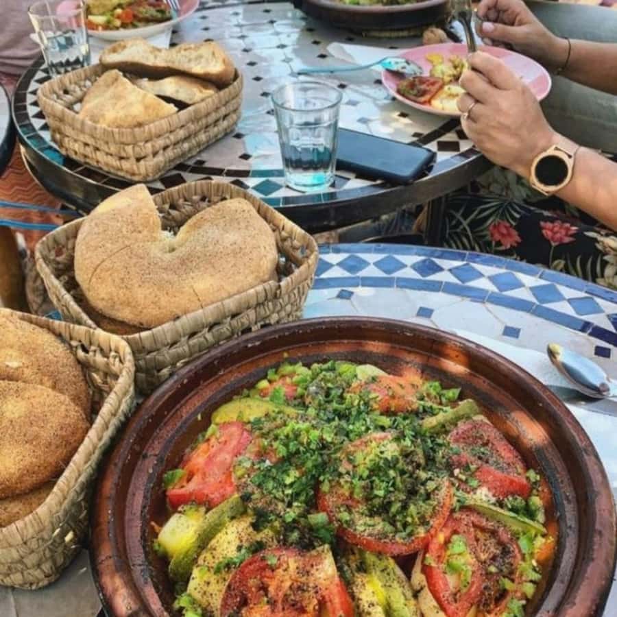 Marrakech: Tedli Summit Atlas Mountains Day Hike & Lunch - Fitness, equipment, and seasonal planning