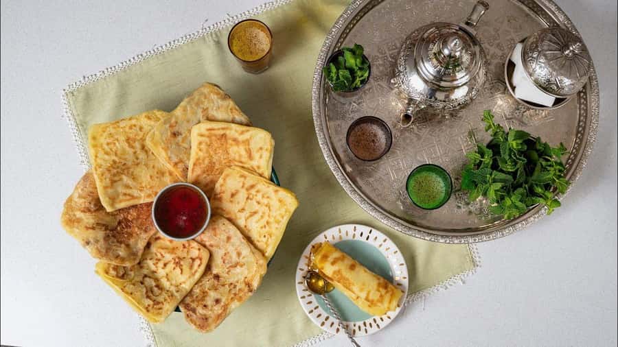 Marrakech: Traditional Moroccan Crepes & Bread Cooking Class - Eating your work, and taking some home