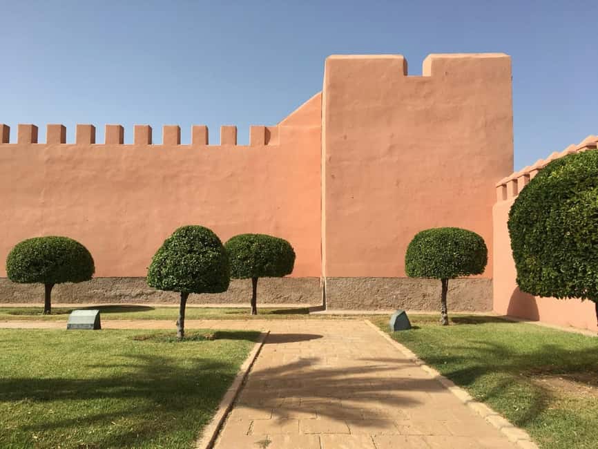 Marrakech TukTuk Private Tour in Medina with Pickup - Comfort, clothing, and what to bring