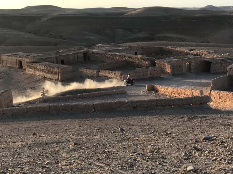 Marrakesh: Agafay Desert Quad & Camel Tour with Dinner - Dinner under the Berber tent