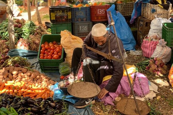 Marrakesh: Agafay Desert Sunset, Camel Ride, and Dinner Show - A 20-minute camel ride on an old Berber path