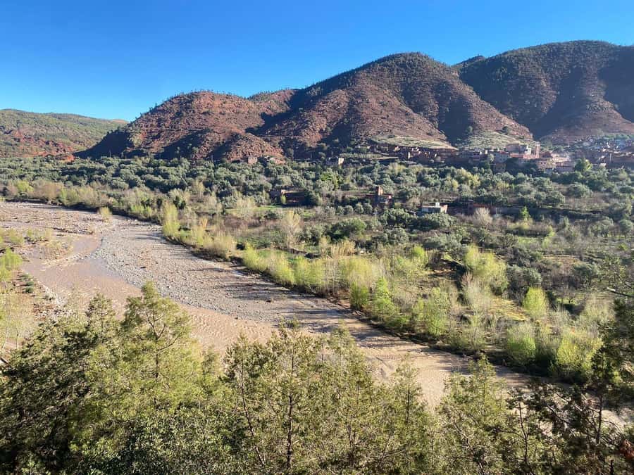 Marrakesh: Ourika Valley Tour & Secret Berber Lunch + Guide - Setti Fadma and the walk to the waterfalls