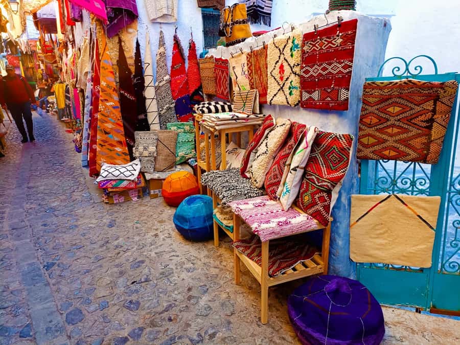 Memorable Day Trip From Fez to Chefchaouen the Blue City - The value of going without a guide